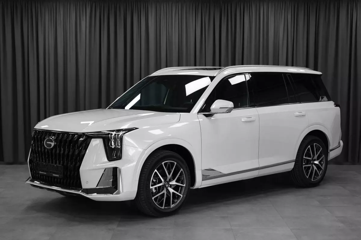 Автосалон: Gac GS8 New