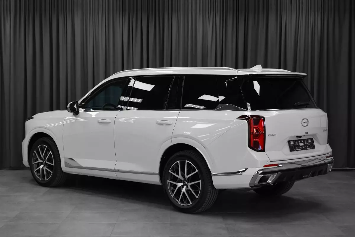 Автосалон: Gac GS8 New