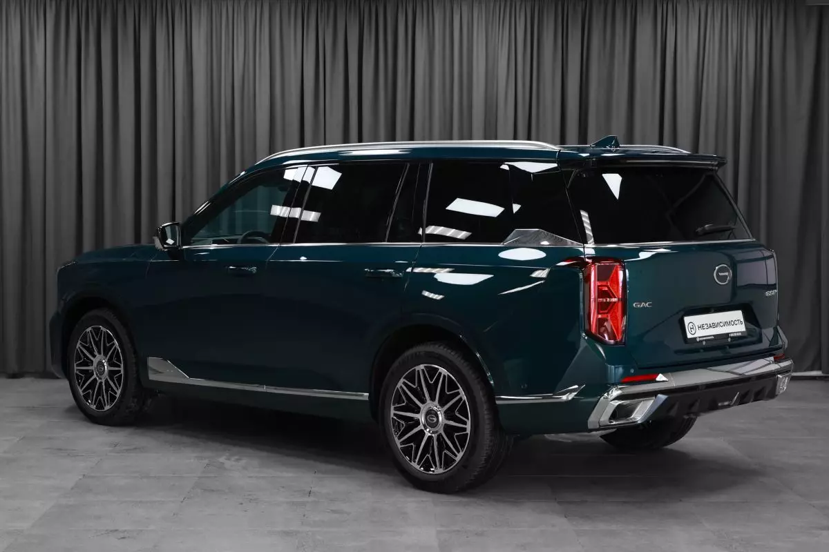 Автосалон: Gac GS8 New