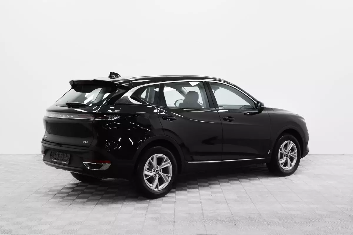 Автосалон: Bestune T90
