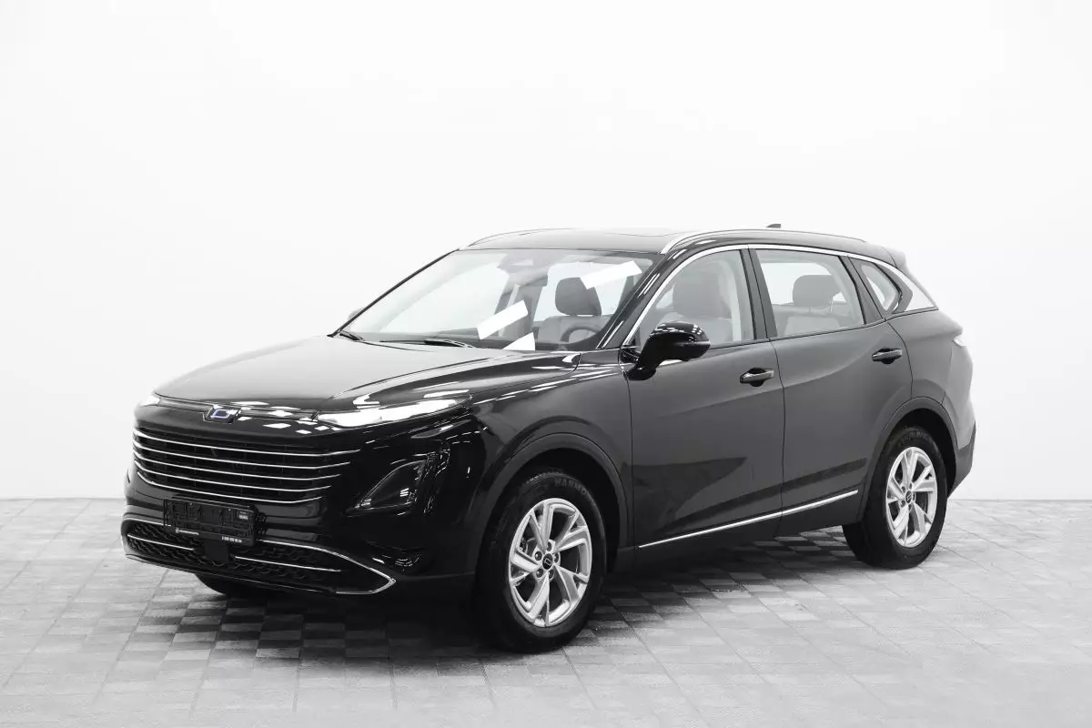 Автосалон: Bestune T90