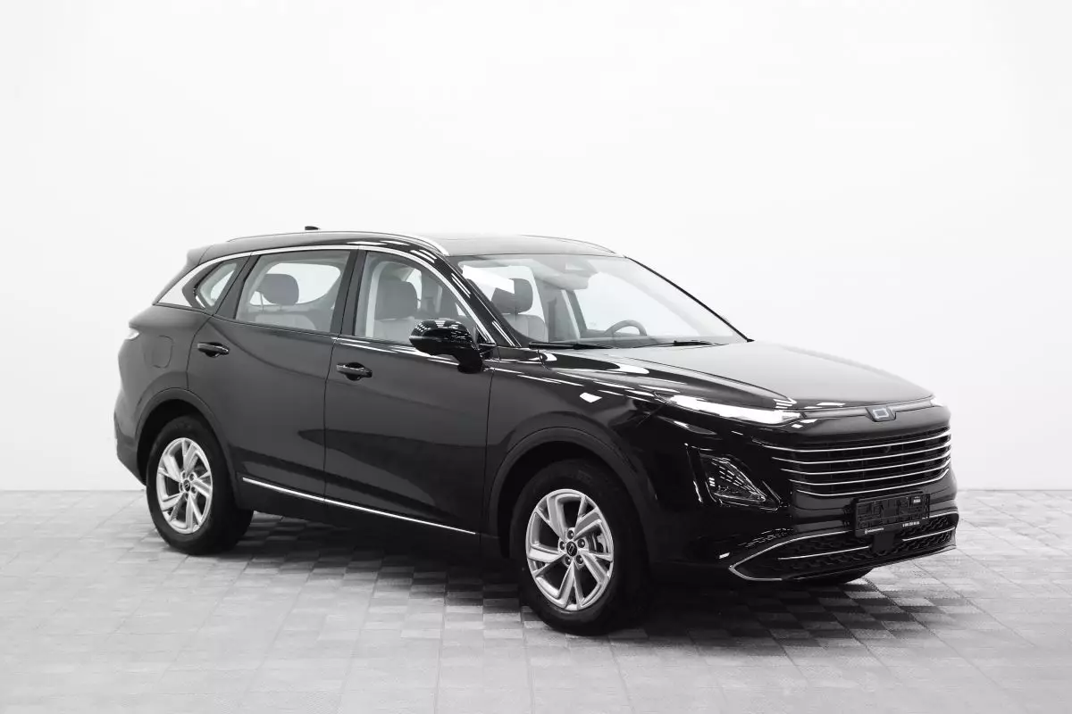 Автосалон: Bestune T90