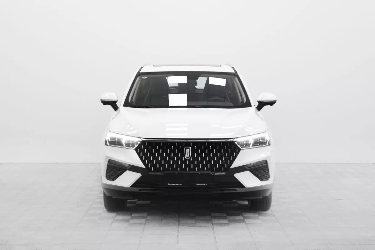 Автосалон: Bestune T77