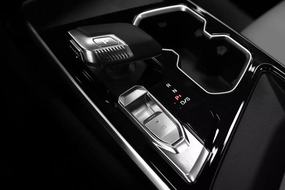 Автосалон: Baic X55