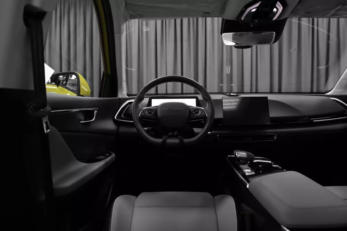 Автосалон: Baic X55
