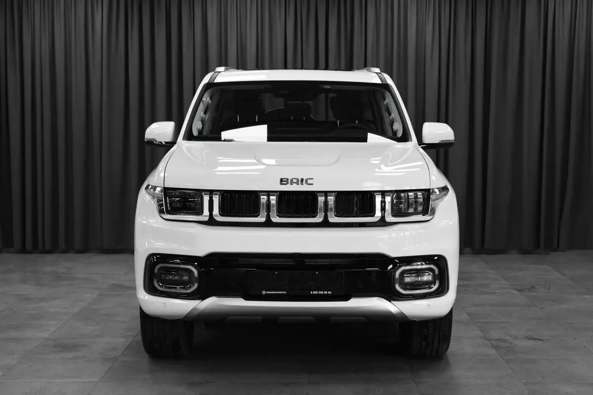 Автосалон: Baic BJ60