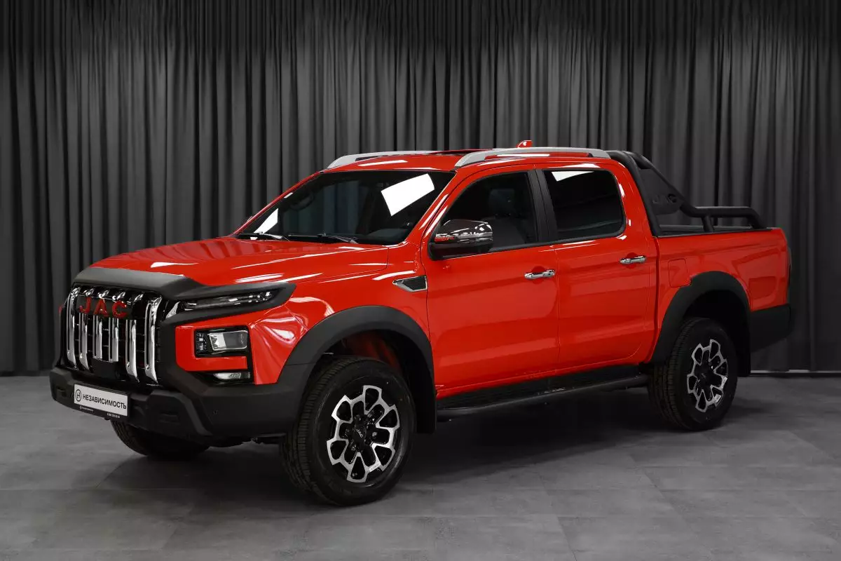Автосалон: Jac T9