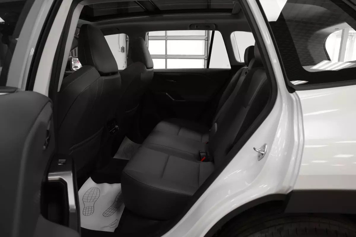 Автосалон: Toyota Rav4 New
