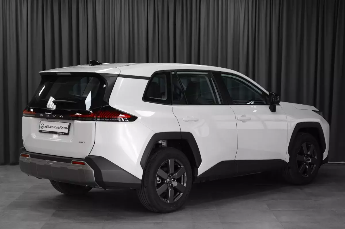 Автосалон: Toyota Rav4 New